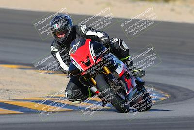 media/Dec-18-2022-SoCal Trackdays (Sun) [[8099a50955]]/Turn 10 (140pm)/